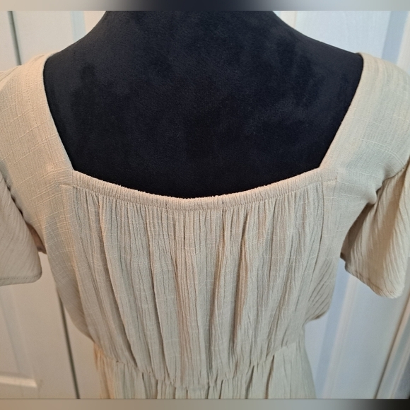 Peace & Pearls Cream Midi Dress    Size S - Picture 5 of 9